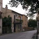 Mamma Elena Bed & Breakfast Rovito