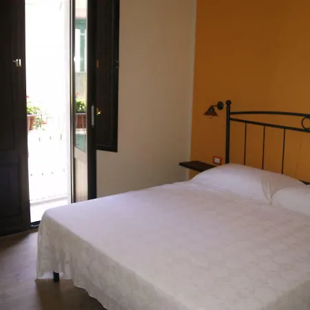 Mamma Elena 3* Rovito