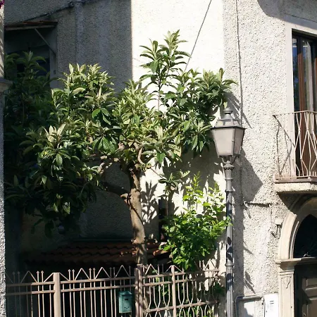 Mamma Elena Bed & Breakfast 3*