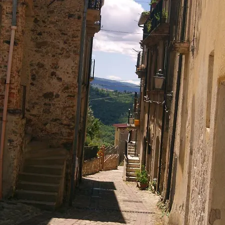 Mamma Elena 3* Rovito