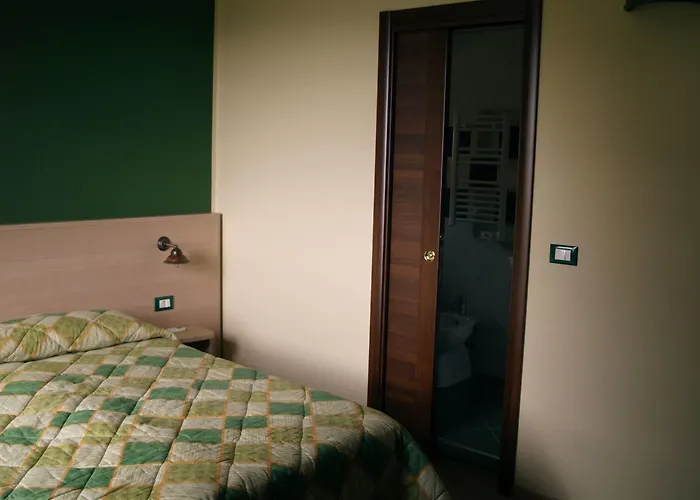 Alojamento de Acomodação e Pequeno-almoço Mamma Elena