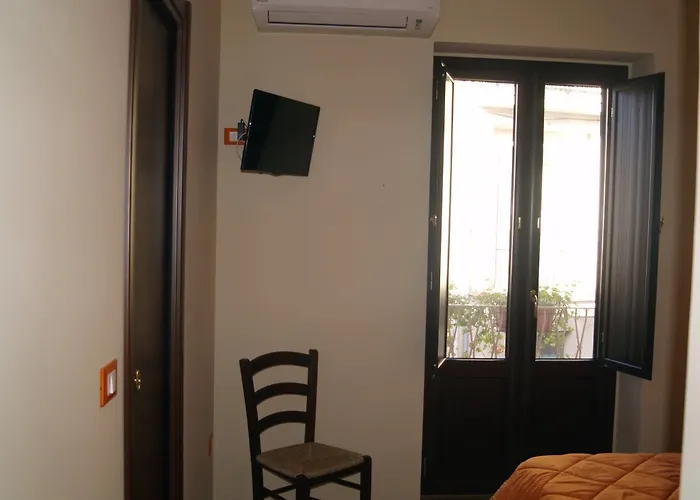 Mamma Elena Alojamento de Acomodação e Pequeno-almoço Rovito