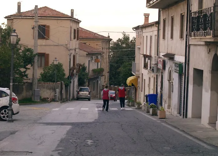 Alojamento de Acomodação e Pequeno-almoço Mamma Elena 3*