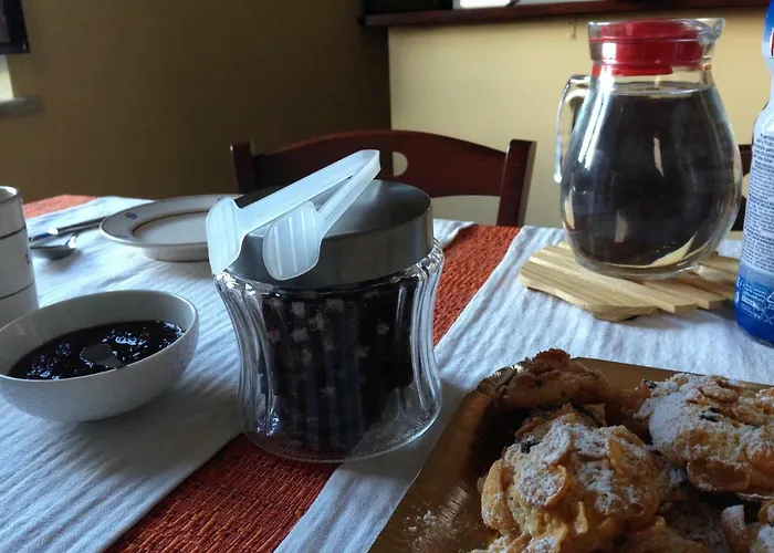 Alojamento de Acomodação e Pequeno-almoço Mamma Elena